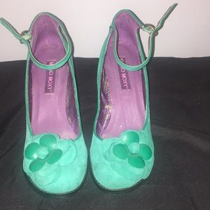 Green suede shoes